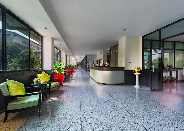 Capital Mansion - Sha Certified 3* Bangkok