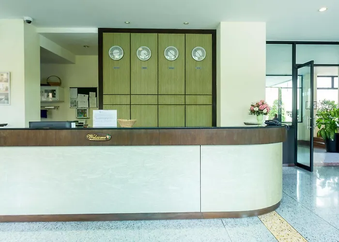 Capital Mansion - Sha Certified Hotel Bangkok